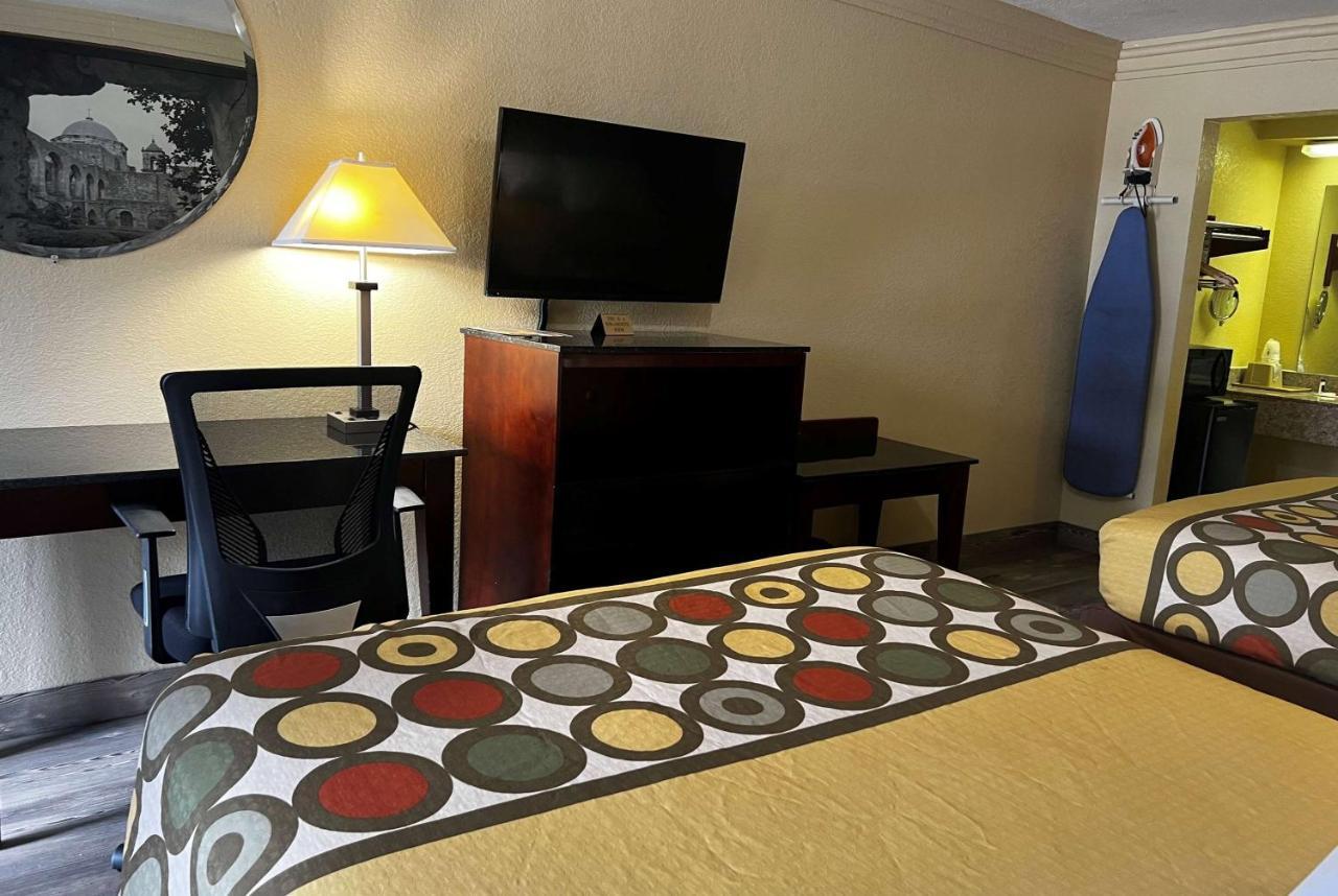 Express Inn Кейті Екстер'єр фото