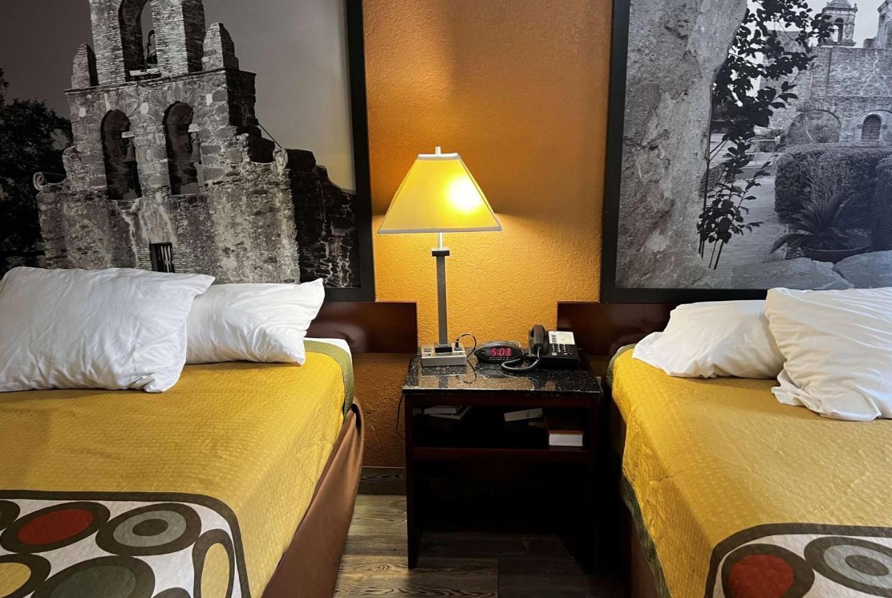 Express Inn Кейті Екстер'єр фото