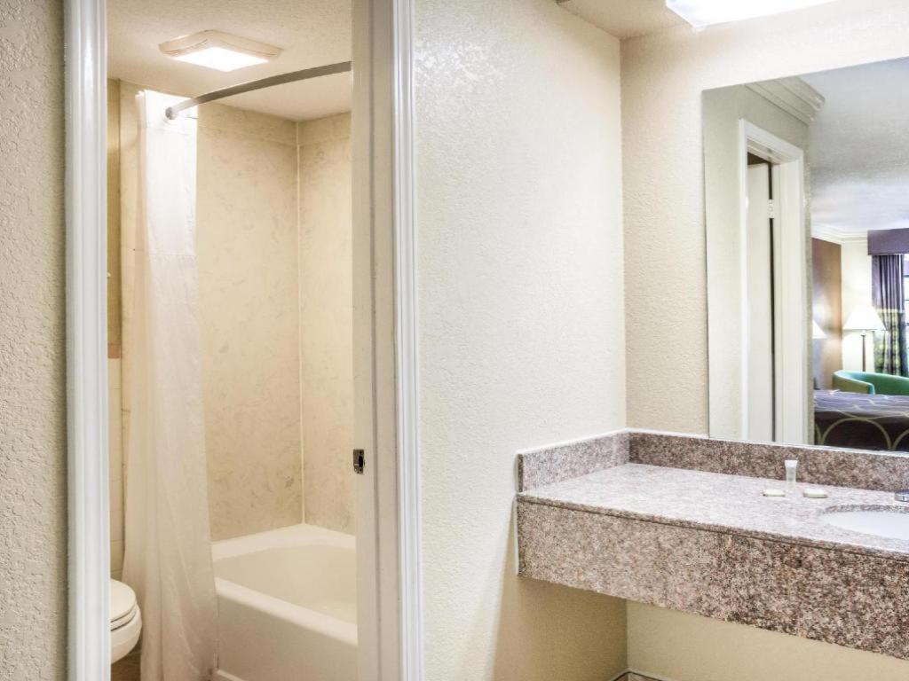 Express Inn Кейті Екстер'єр фото